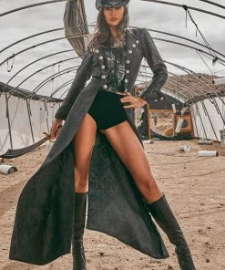 Roma Costume Captivating Pirate Costume -Sexy Halloween Costumes Sales unnamed file 1720